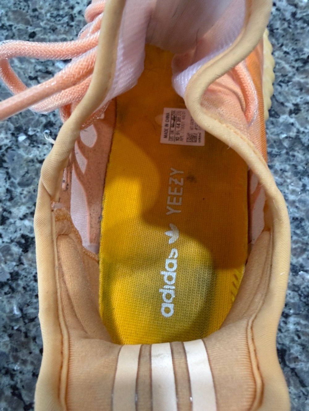 adidas Yeezy Boost 350 V2 Lace Up Sneakers Orange Men’s - Picture 2 of 11